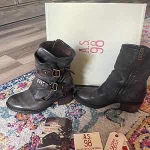 A.S. 98 Chilly Boot in Smoke color. Size 36 EU (6)